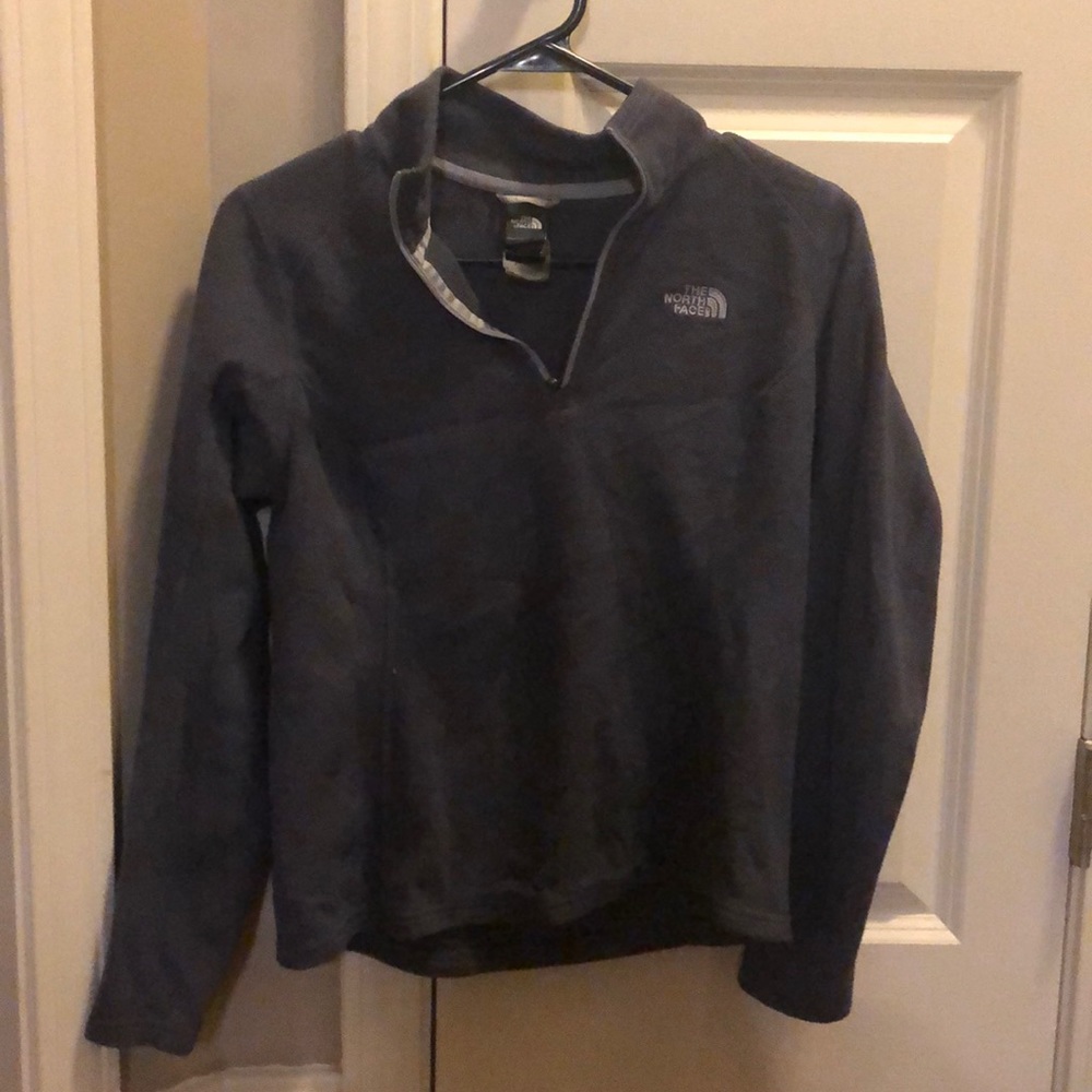 North Face Quarter zip pull over